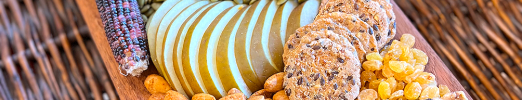 Trays, Boards, & Platters Trays, Boards, & Platters